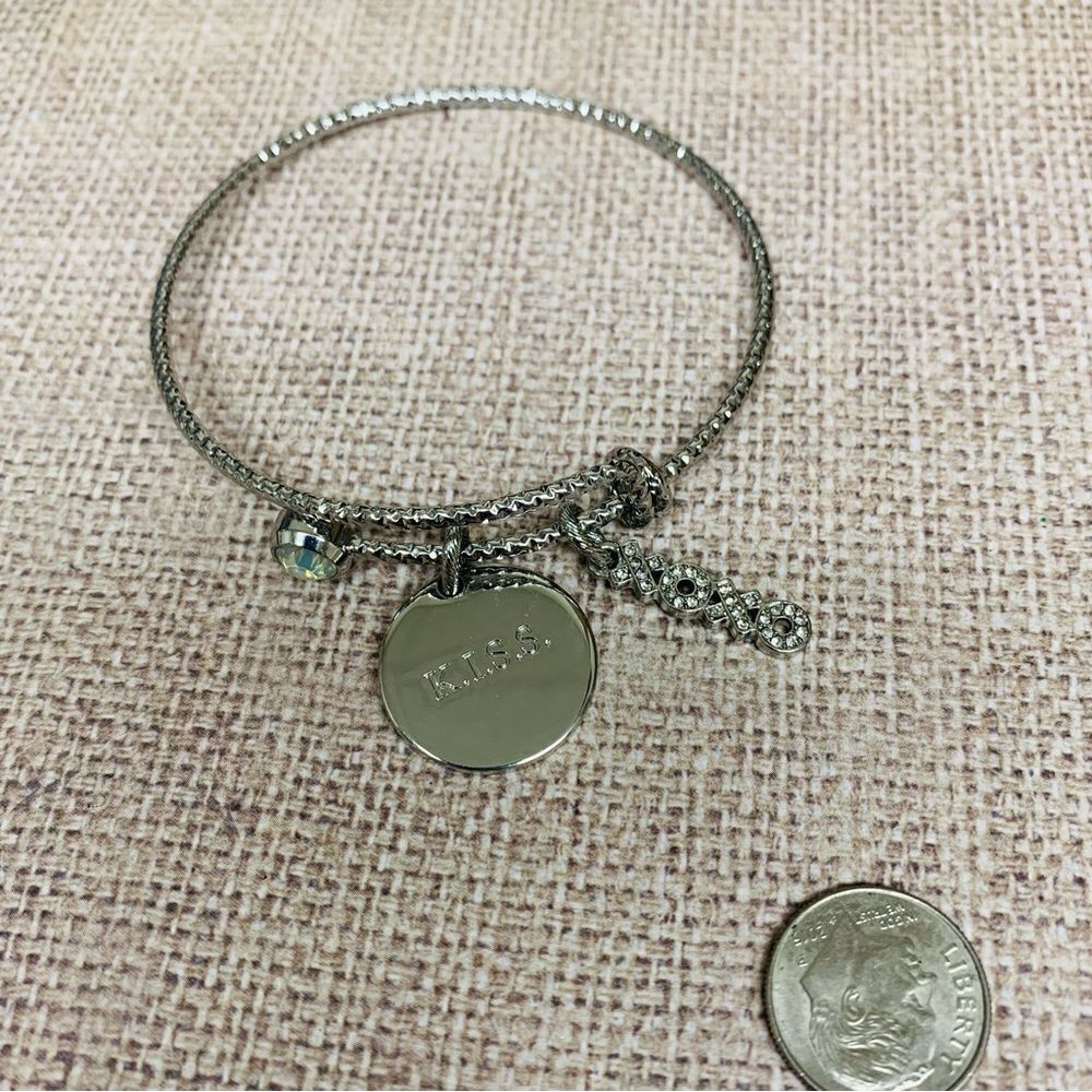 Mary Kay KISS Charm Bracelet‎